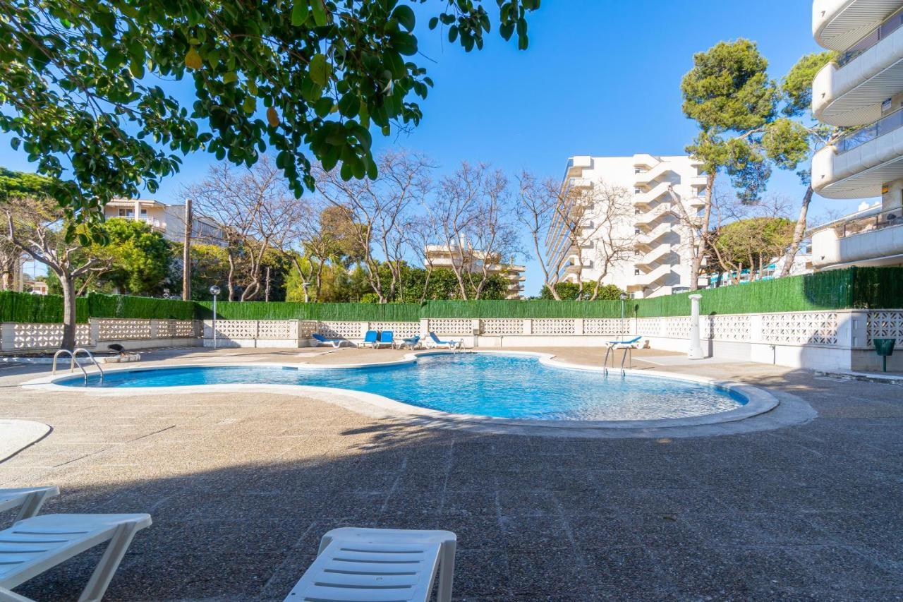 Playa-Piscina-Port Aventura4 Appartement Salou Buitenkant foto